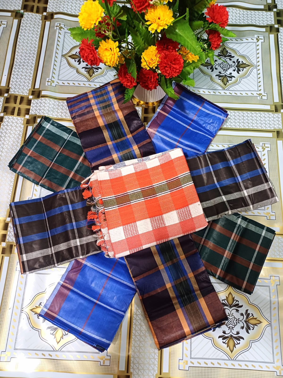 ৪ পিস (এক্সট্রা প্রিমিয়াম) ৬ হাত চিকন সুতার লুঙ্গি